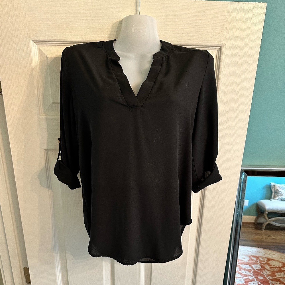 Le Lis Women's Small 3/4 sleeve Blouse